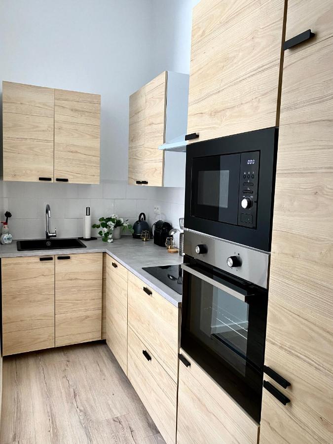 Superbe Logement Pres De Bruxelles Avec Spa Prive Bruxelas Exterior foto